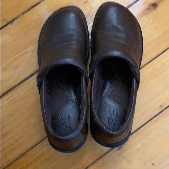 Shoes - Picture 2 of 2